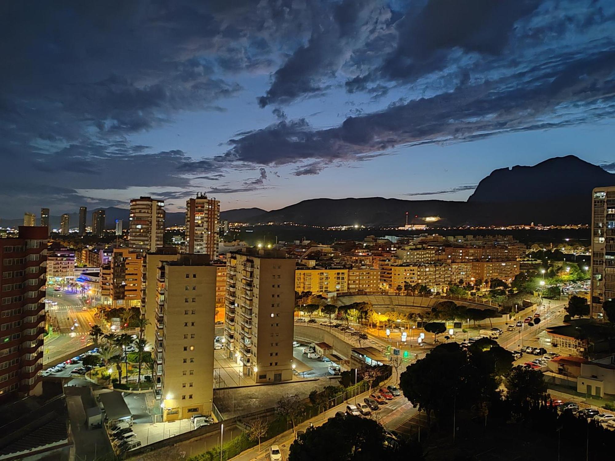 Apartment-Studio With View M&M Benidorm Esterno foto
